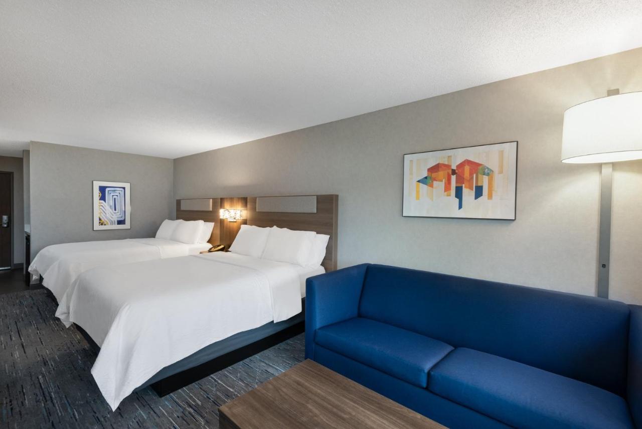 Holiday Inn Express & Suites Wadsworth By Ihg Экстерьер фото