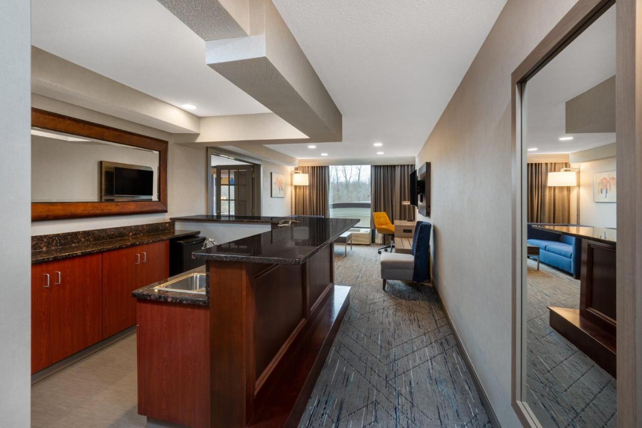 Holiday Inn Express & Suites Wadsworth By Ihg Экстерьер фото