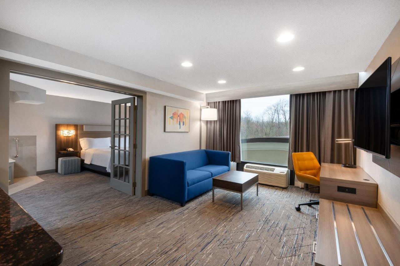 Holiday Inn Express & Suites Wadsworth By Ihg Экстерьер фото