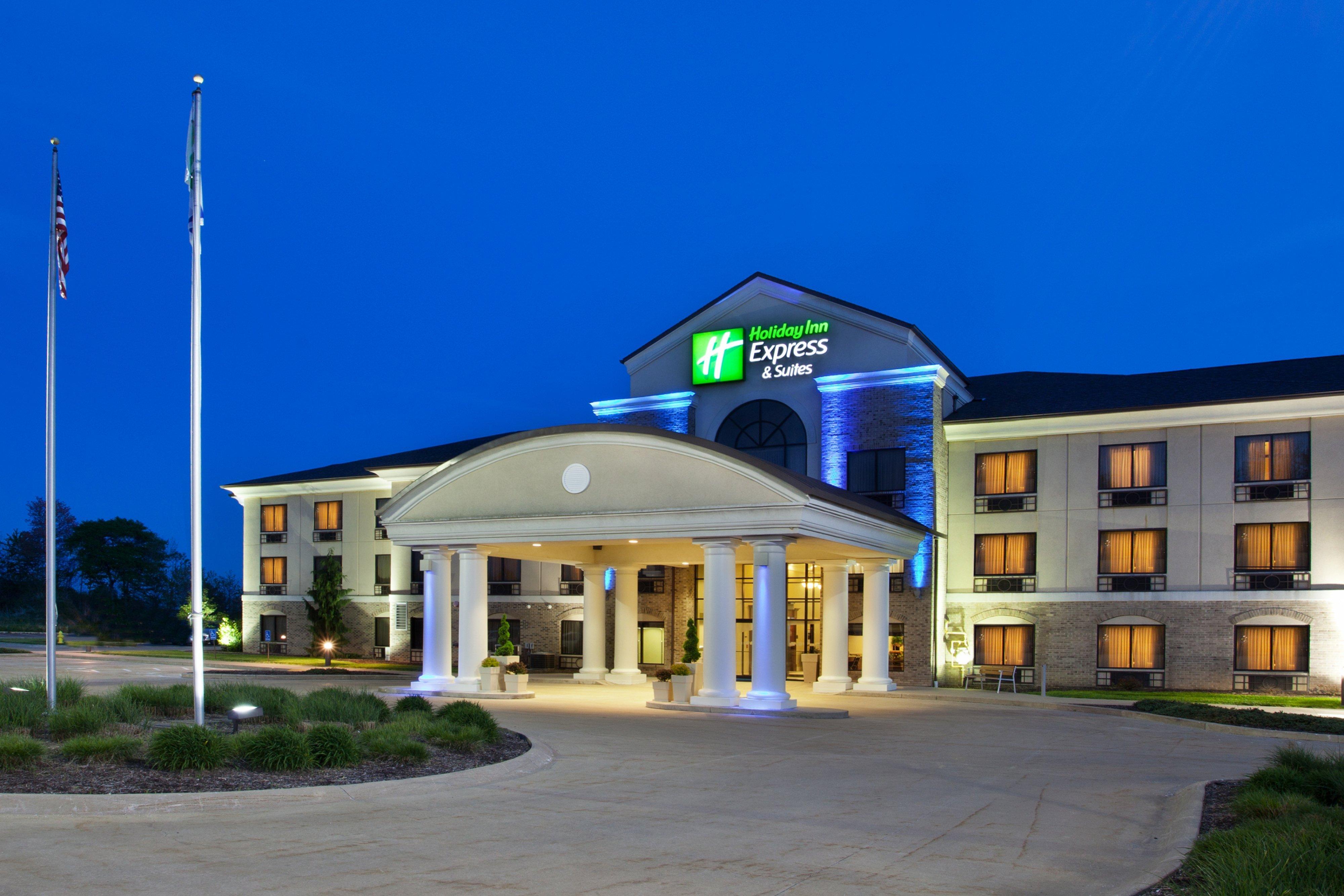 Holiday Inn Express & Suites Wadsworth By Ihg Экстерьер фото
