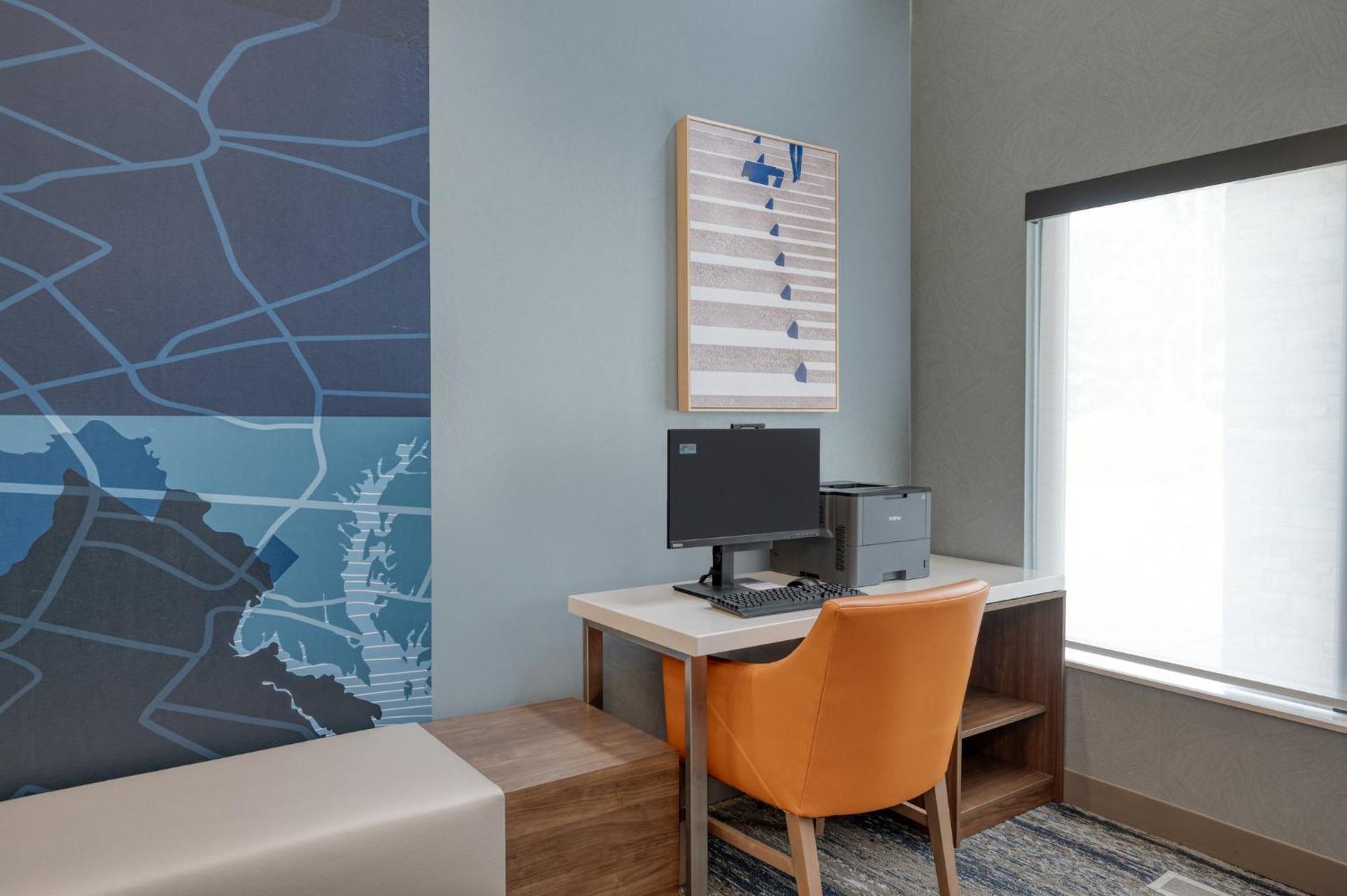 Holiday Inn Express & Suites Wadsworth By Ihg Экстерьер фото