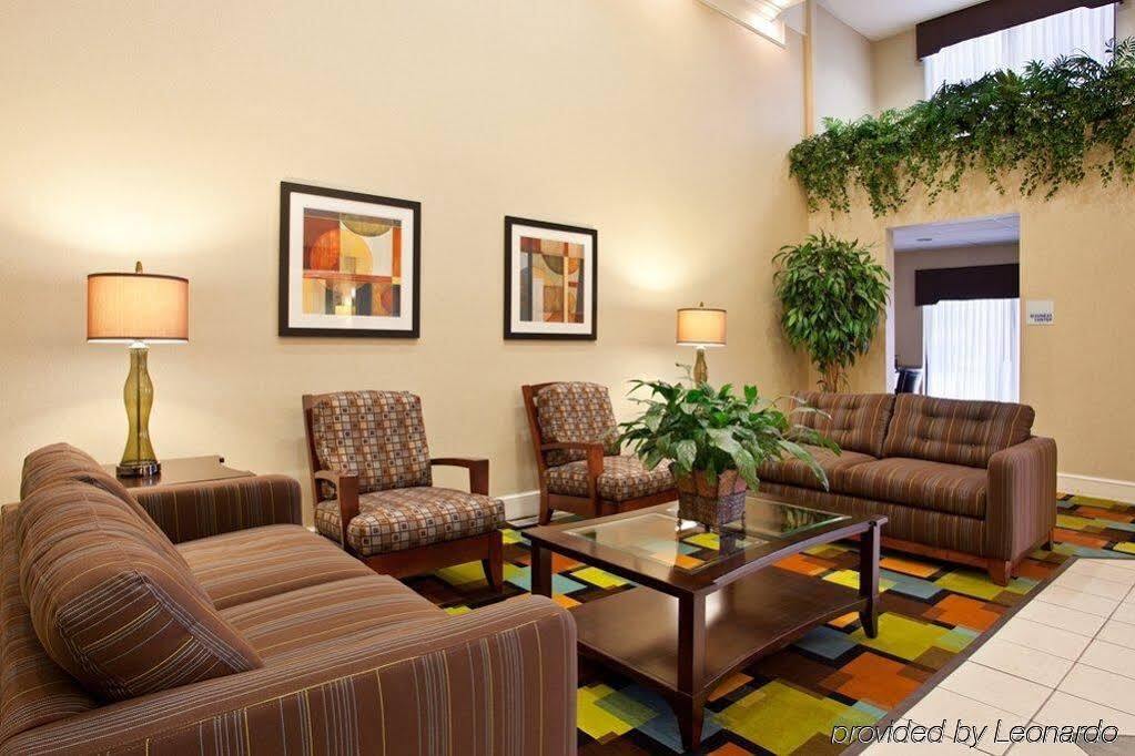 Holiday Inn Express & Suites Wadsworth By Ihg Экстерьер фото